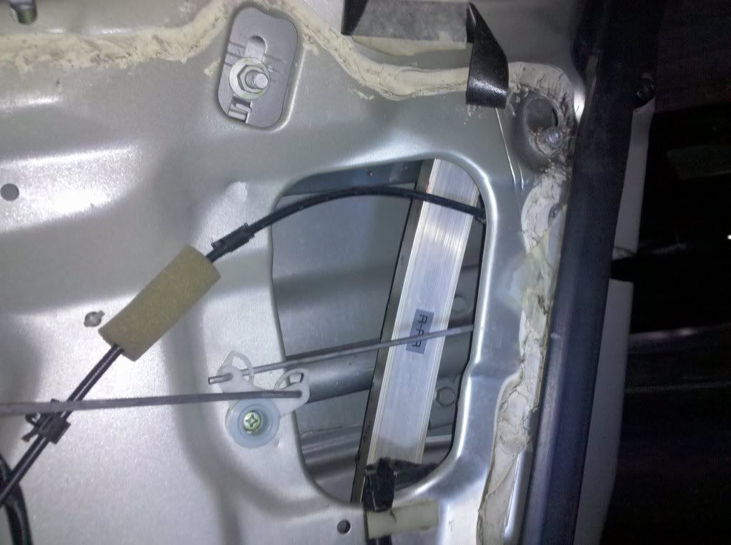 Is it better to grease the window tracks or WD40 them?